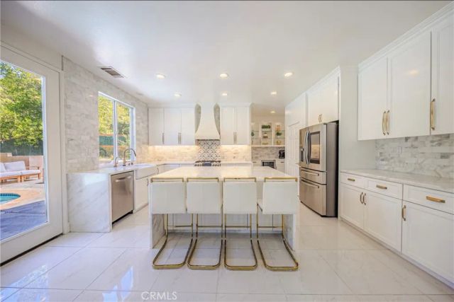 26518 Swan Lane, Canyon Country, CA 91387