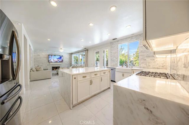 26518 Swan Lane, Canyon Country, CA 91387