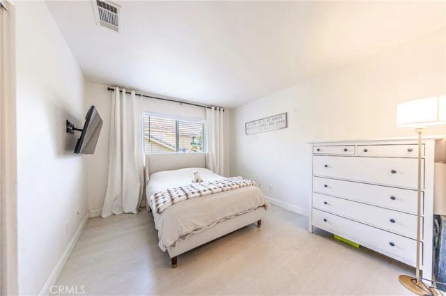 26518 Swan Lane, Canyon Country, CA 91387