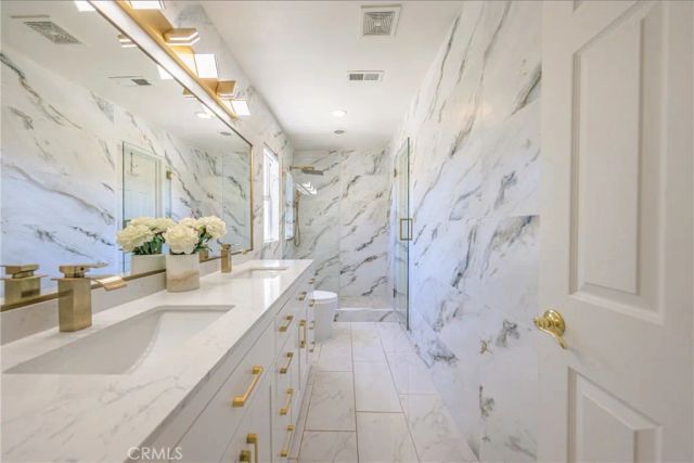 26518 Swan Lane, Canyon Country, CA 91387