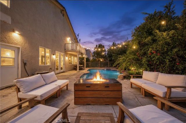 26518 Swan Lane, Canyon Country, CA 91387