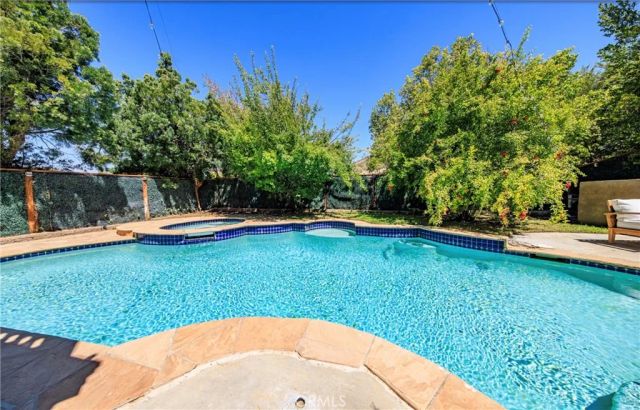 26518 Swan Lane, Canyon Country, CA 91387