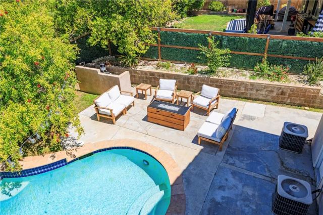 26518 Swan Lane, Canyon Country, CA 91387