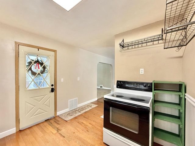 5424 E County Road J, Clinton, WI 53525