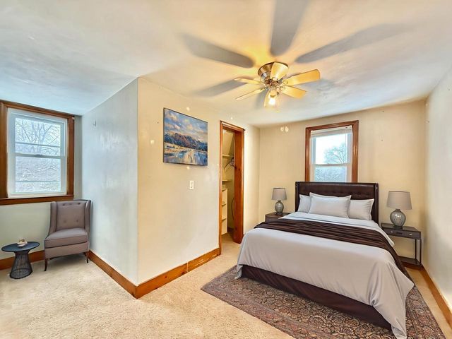 5424 E County Road J, Clinton, WI 53525