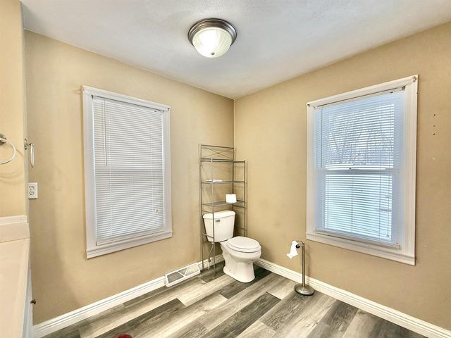 5424 E County Road J, Clinton, WI 53525