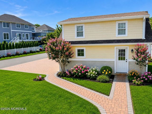 42 Valentine Street, Monmouth Beach, NJ 07750