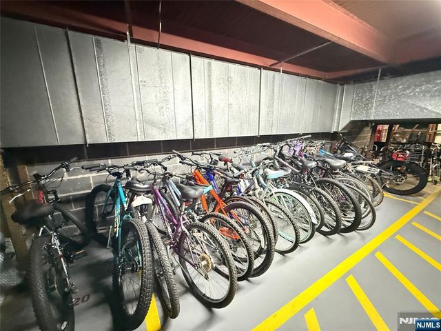 265 Main 702, Ridgefield Park, NJ 07660