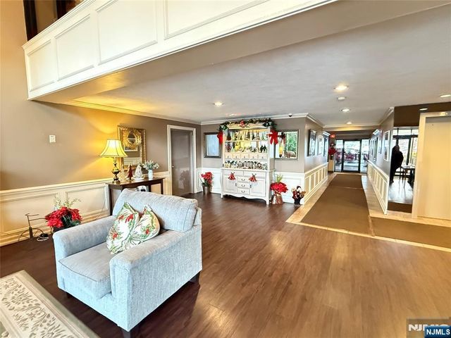 265 Main 702, Ridgefield Park, NJ 07660