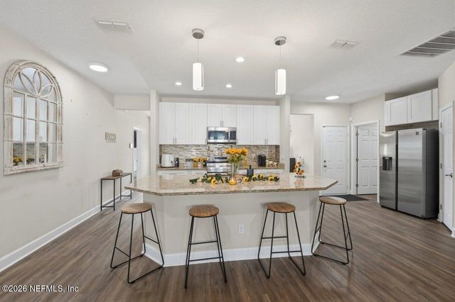 1379 OTTAWA Avenue, Jacksonville, FL 32210