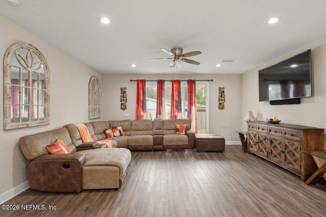 1379 OTTAWA Avenue, Jacksonville, FL 32210