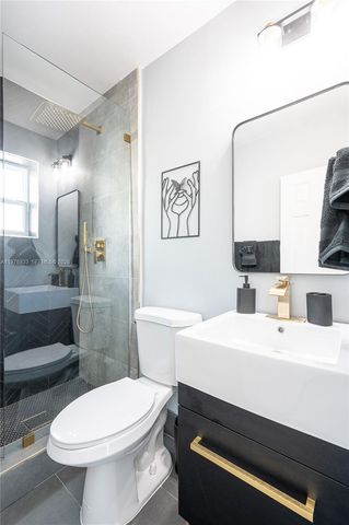 1236 NE 16th Ave, Fort Lauderdale, FL 33304