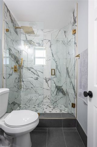 1236 NE 16th Ave, Fort Lauderdale, FL 33304