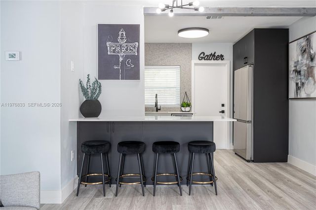 1236 NE 16th Ave, Fort Lauderdale, FL 33304