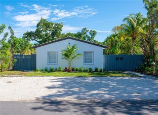 1236 NE 16th Ave, Fort Lauderdale, FL 33304