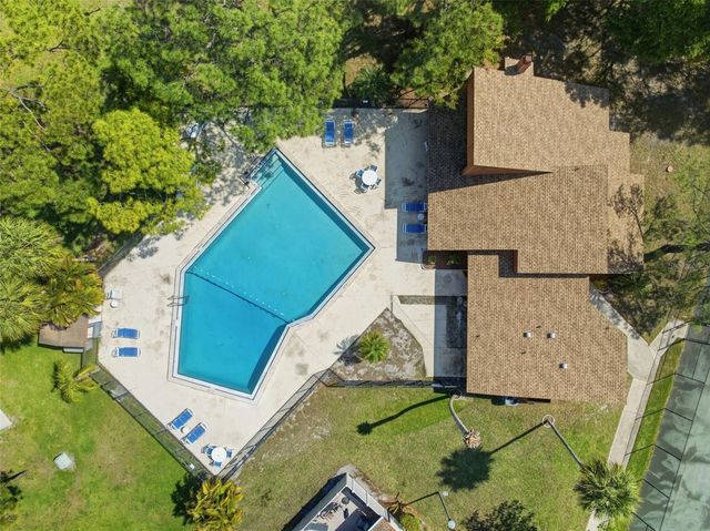 2074 SUNSET POINT ROAD 137, Clearwater, FL 33765