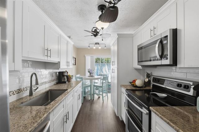 2074 SUNSET POINT ROAD 137, Clearwater, FL 33765