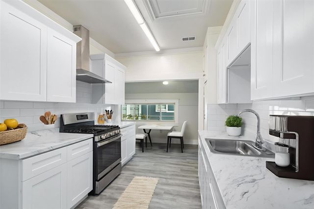 123 Estelle Street, Houston, TX 77003