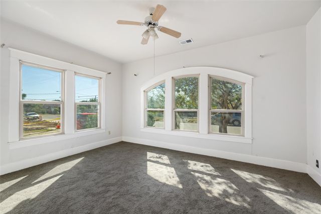 123 Estelle Street, Houston, TX 77003