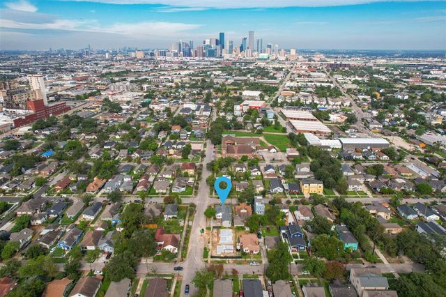 123 Estelle Street, Houston, TX 77003