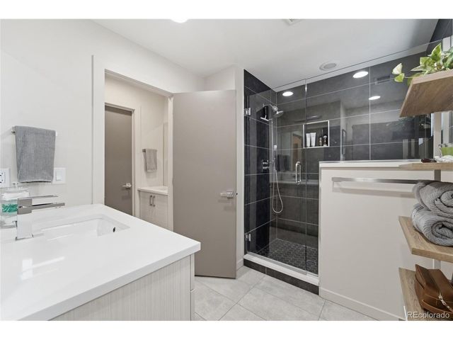 1329 Yates St, Denver, CO 80204
