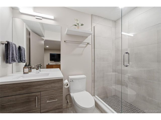 1329 Yates St, Denver, CO 80204