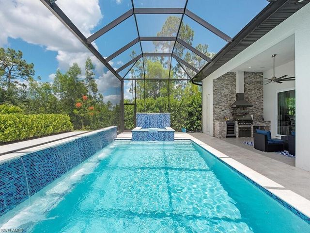 710 Soll ST, Naples, FL 34109