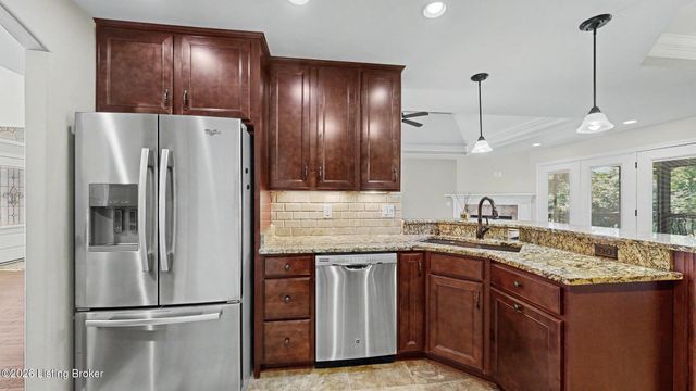 11105 Sewell Dr, Louisville, KY 40291