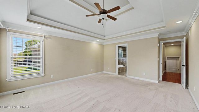 11105 Sewell Dr, Louisville, KY 40291