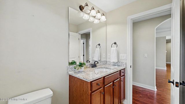 11105 Sewell Dr, Louisville, KY 40291