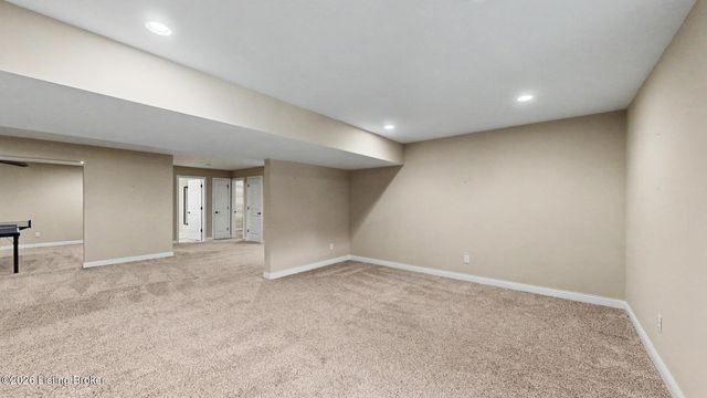 11105 Sewell Dr, Louisville, KY 40291