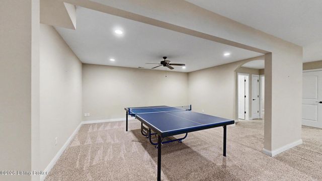 11105 Sewell Dr, Louisville, KY 40291