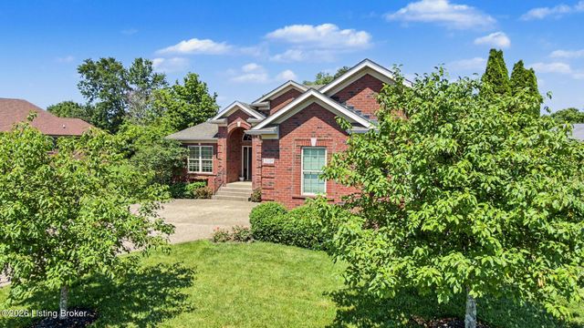 11105 Sewell Dr, Louisville, KY 40291