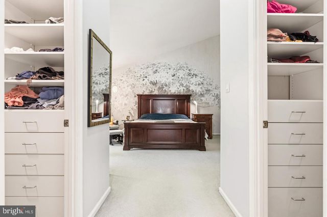 8015 QUARRY RIDGE WAY, Bethesda, MD 20817