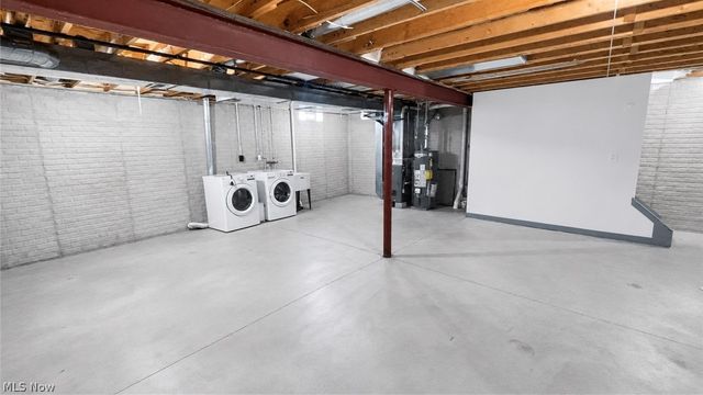 2361 E 59th Street, Cleveland, OH 44104