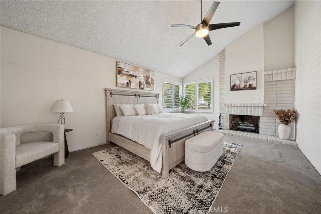 Image 22 of property listing at 23305 Tristin Drive, Valencia, CA 91355