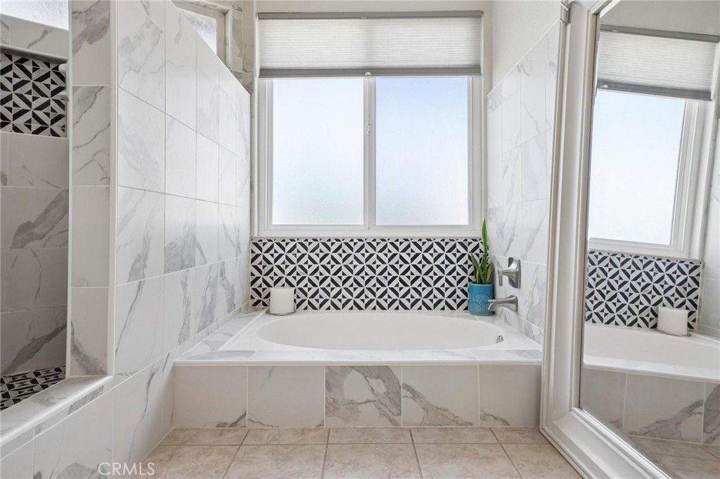Image 27 of property listing at 23305 Tristin Drive, Valencia, CA 91355