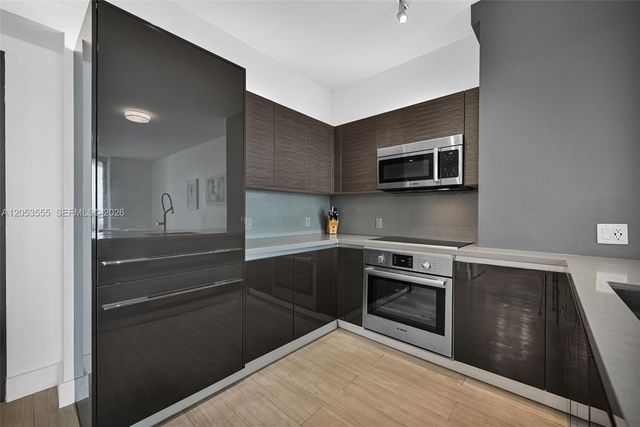 1080 Brickell Avenue 3705, Miami, FL 33131