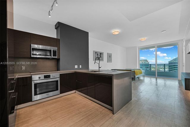 1080 Brickell Avenue 3705, Miami, FL 33131
