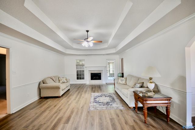 211 Williston Drive, Huntsville, AL 35806