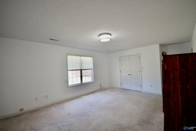 211 Williston Drive, Huntsville, AL 35806