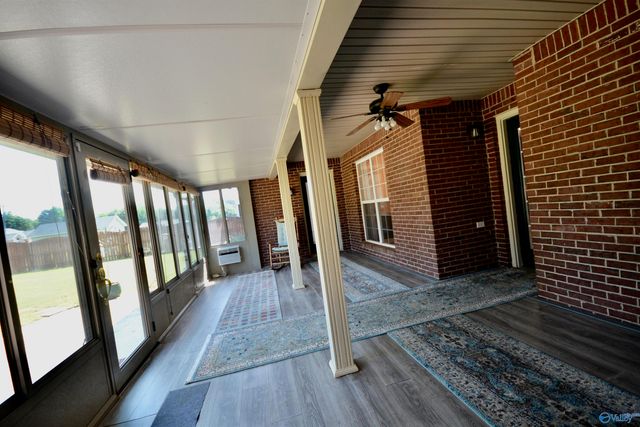 211 Williston Drive, Huntsville, AL 35806