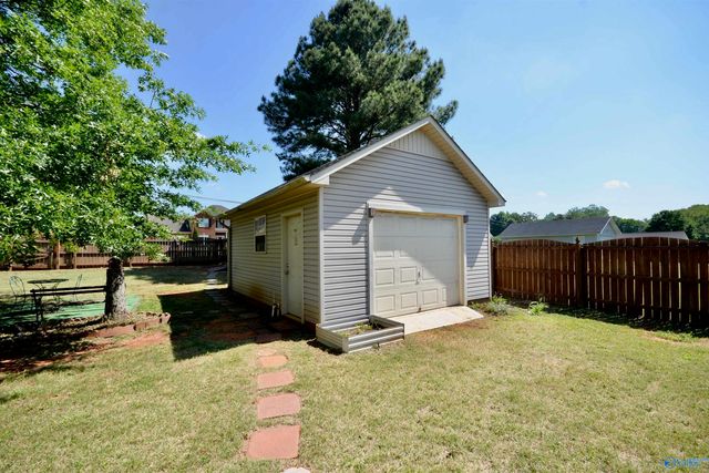 211 Williston Drive, Huntsville, AL 35806