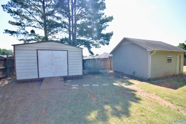 211 Williston Drive, Huntsville, AL 35806