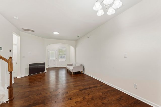 707 Davenbury Way, Cary, NC 27513
