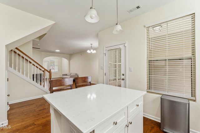 707 Davenbury Way, Cary, NC 27513