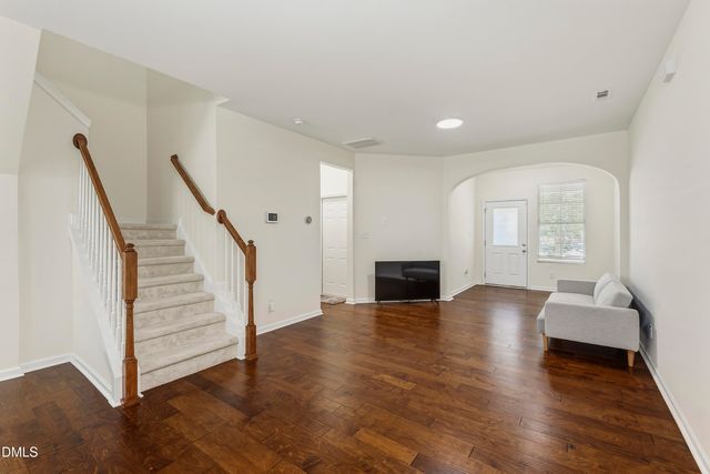 707 Davenbury Way, Cary, NC 27513