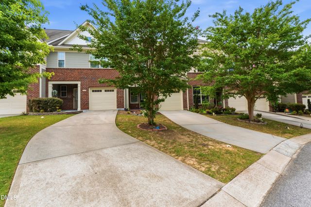 707 Davenbury Way, Cary, NC 27513