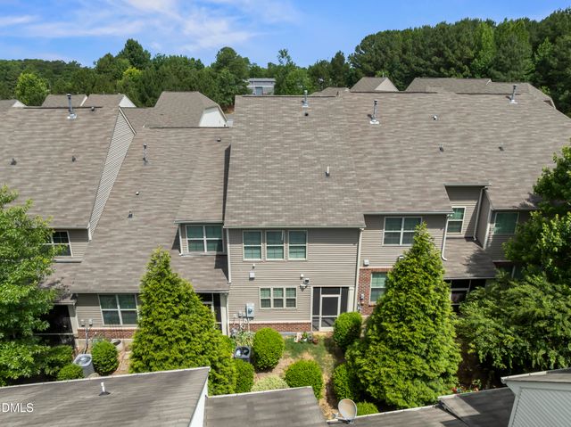 707 Davenbury Way, Cary, NC 27513