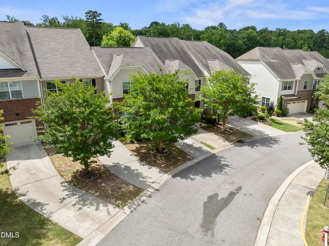707 Davenbury Way, Cary, NC 27513